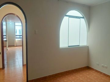 Alquiler LA MOLINA - Dpto de 2 dormit con INTERNET incluído - Urb. GIRASOLES