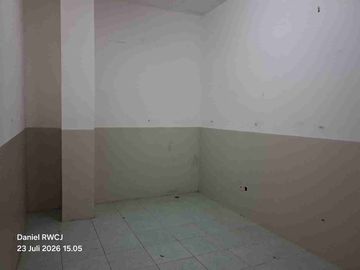 Disewakan Gedung 3 Lantai + Basement Strategis Dekat Ugm