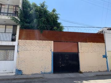 LOCAL EN VENTA EN COLONIA TEPEYAC ATRAS DEL PABLO DE ANDA MUY CERCA DEL INSTITUTO AMERICA
