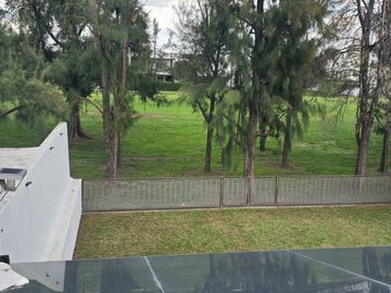 CASA EN VENTA EN FRACCIONAMIENTO PRIVADO CLUB DE GOLF LOS NARANJOS CERCA DE ALTACIA, IBERO