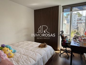Impecable Departamento con ascensor 3 Dorm, 2 Parq. Sector Santa Lucía Norte de Quito