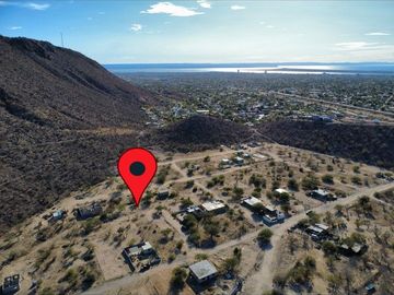 Terreno habitacional a 15 minutos del malecón (300 m2)