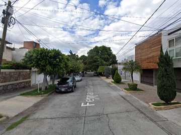 CASA EN VENTA 4 RECAMARAS, FERNANDO GONZÁLEZ ROA, CD. SATÉLITE, NAUCALPAN DE JUÁREZ, MÉX.