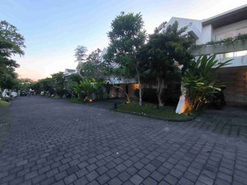 Villa View Laut dan Perbukitan di Kawasan Elite Ungasan