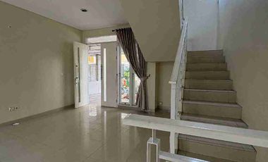 Disewakan Rumah renov semifurnish di Maple Summarecon Bekasi