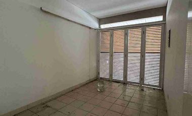 Disewakan Rumah renov semifurnish di Maple Summarecon Bekasi