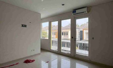 Disewakan Rumah renov semifurnish di Maple Summarecon Bekasi
