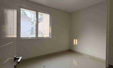 Disewakan Rumah renov semifurnish di Maple Summarecon Bekasi