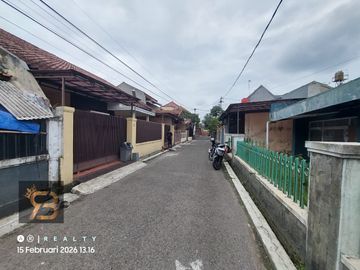 RUMAH MURAH HITUNG TANAH DI MARGAHAYU Margasari Buah Batu Bandung Strategis Harga Nego