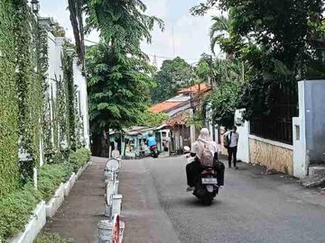 JUAL RUMAH DI CILANDAK JAKSEL HITUNG TANAH SAJA