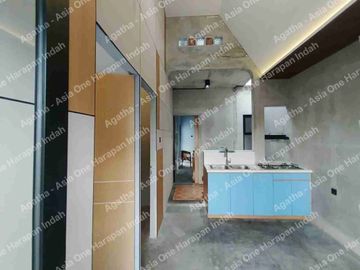 Rumah Industrial Cipinang Jakarta Timur siap huni jalan 2mobil