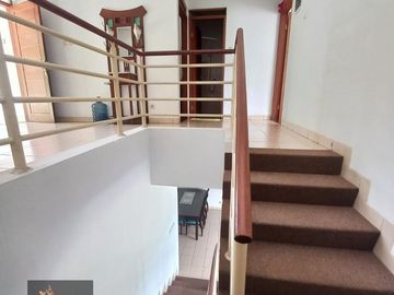 DIJUAL RUMAH MEWAH DI DAGO COBLONG BANDUNG View Valley Udara Sejuk