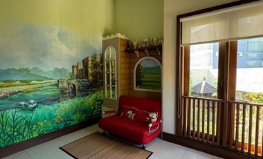 Rumah siap huni terawat hook di tengggilis utara dengan konsep taman 700m2 di luas tanah 1100m2 ada 5 kamar tidur