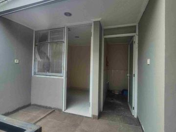 DISEWAKAN RUMAH RAPI SIAP HUNI KAMAR 3+1 DI REGENCY MELATI MAS SERPONG