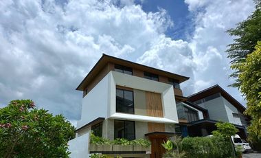216sqm Brand New House in McKinley Hill Village, Taguig City near Forbes Park, Dasmariñas Village and Bonifacio Global City (BGC)