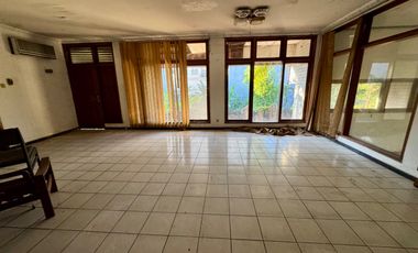 Bangunan komersial di raya kendangsari luas 2.000m2 cocok buat kantor, gudang,office posisi dekat area industri