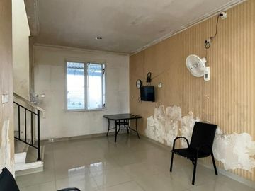 Di Jual Cepat Rumah di Modernland  🪜2 lantai