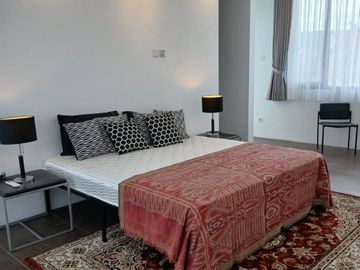Brand New Rumah 2 Lantai Semi Furnished & Siap Huni di Komplek Cinere