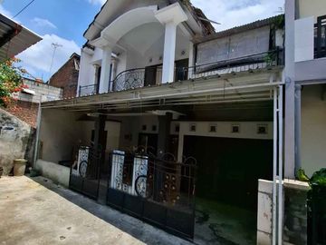 Rumah Dua Lantai di Bawah Harga Pasar Lokasi Strategis Kota Malang