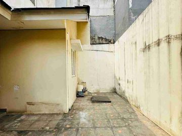 Rumah Disewakan Didalam Cluster dengan 4 KT Carport 2 Mobil di Summarecon Bekasi