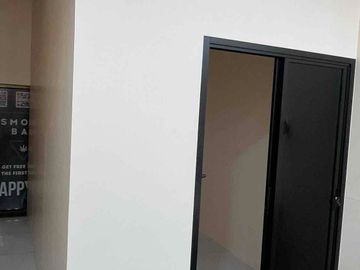 OFFICE FOR RENT WITH 1 BEDROOM