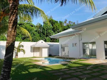 Modern 3BR with 2 bathroom villa, and private swimming pool