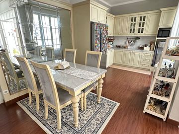 Hunian Lapang Rumah Mewah 2 Lantai di Discovery Bintaro GB-17396