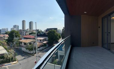 Luxury Smart Home 5BR Townhouse with Elevator FOR SALE in Ibanez St., San Juan City