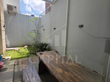 RUMAH BARU DUA LANTAI NAN CIAMIK DI SETRADUTA CEMARA AKSES 10 MENIT KE TOL PASTEUR