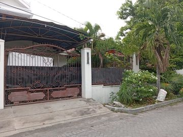 RUMAH DARMO HARAPAN Hadap : SELATAN BARAT