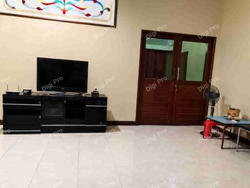 Jual Rumah Mewah Luas 1200m2. 11KT Lengkap Kolam Renang