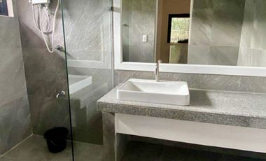 5 Bedroom House and Lot for Sale at Hillsborough Alabang Village, Muntinlupa City