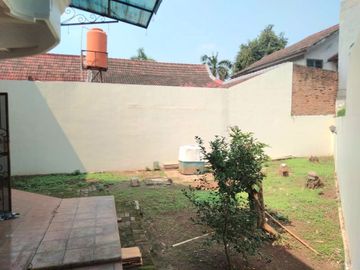 3.7M Villa Melati Mas Rumah Luas Lokasi Strategis