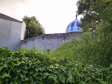 Dijual tanah kavling daerah pasteur 445 m5 @ Rp 11 juta / m .  dekat pintu tol Bdg kota.