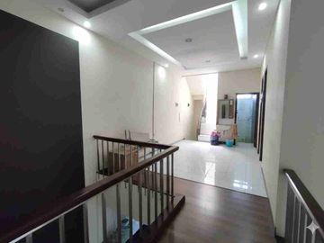 Rumah Bagus 2 Lantai di Sukaluyu Dekat Gasibu Gedung Sate