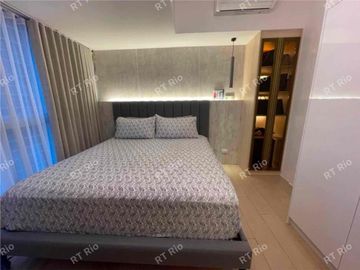 FOR SALE | Luxury 3BR Residence with Sauna at Uptown Parksuites Tower 1, BGC