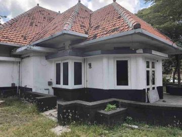 Dijual Rumah Hook Jalan Musi Darmo Surabaya Pusat