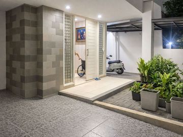 rumah bagus minimalis siap huni 2 lantai turangga buah batu bandung