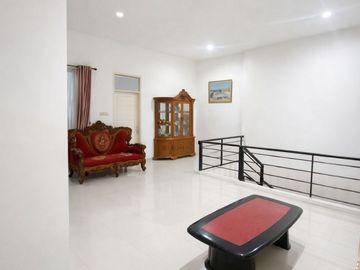 rumah bagus minimalis siap huni 2 lantai turangga buah batu bandung