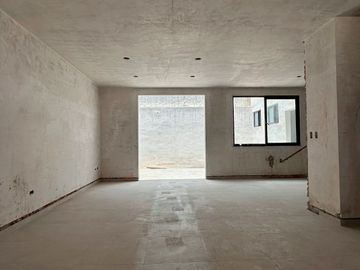 Venta de Casa, Villas de Irapuato,  Irapuato Guanajuato, Piamonte