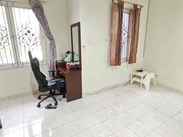 Disewakan Rumah 2 lantai Semi Furnished di komplek Taman Grisenda PIK sebelah Cluster Long Beach Pantai Indah Kapuk