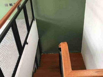 rumah minimalis 2lantai lokasi strategis di cigadung tubagusismail dago bandung kota