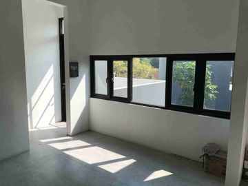 rumah minimalis 2lantai lokasi strategis di cigadung tubagusismail dago bandung kota