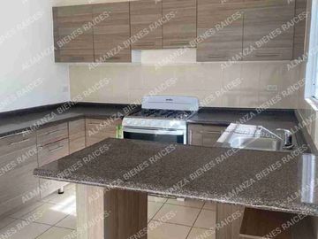 Casa en renta en Ciudad del Sol Santiago de Querétaro