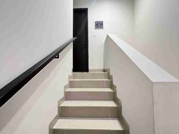 rumah full furnished summarecon bandung