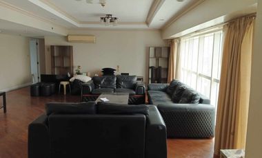Spacious 4 Bedroom Unit For Sale at Forbes Tower, Valero Makati