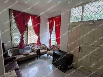 Rumah hook komplek Taman Modern, Cakung, Ujung Menteng Jakarta Timur dijual murah