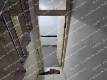 Rumah hook komplek Taman Modern, Cakung, Ujung Menteng Jakarta Timur dijual murah