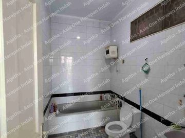 Rumah hook komplek Taman Modern, Cakung, Ujung Menteng Jakarta Timur dijual murah