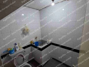 Rumah hook komplek Taman Modern, Cakung, Ujung Menteng Jakarta Timur dijual murah